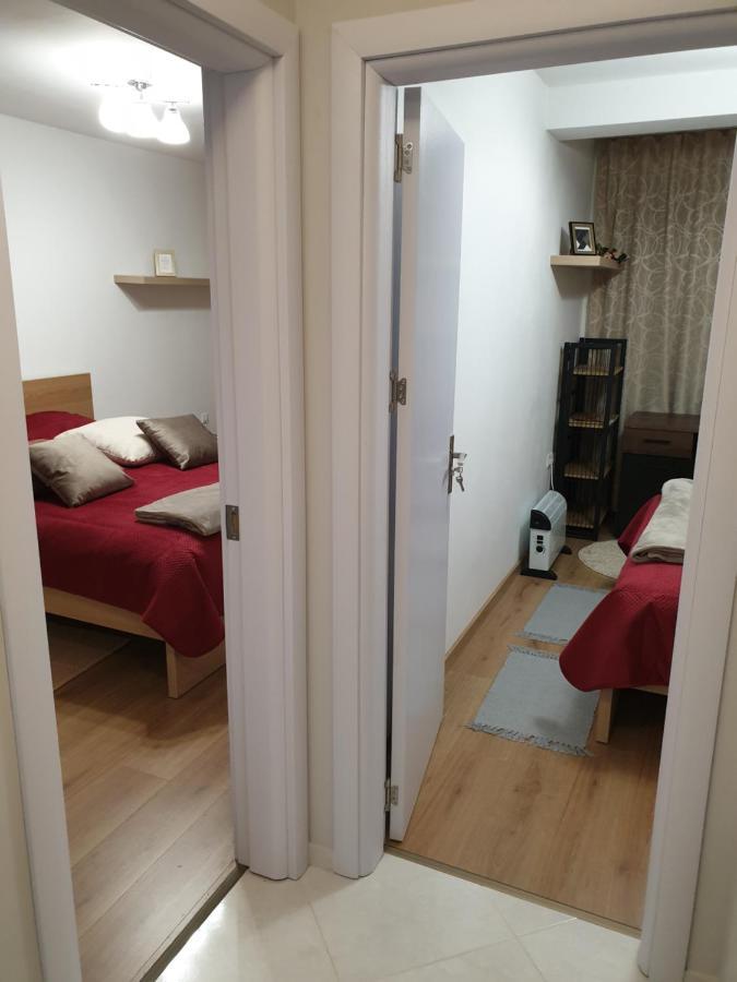 New The Twins Varna Two-Bedroom, Apt 5 At 15 Tsani Ginchev Street, Floor 3 Eksteriør billede