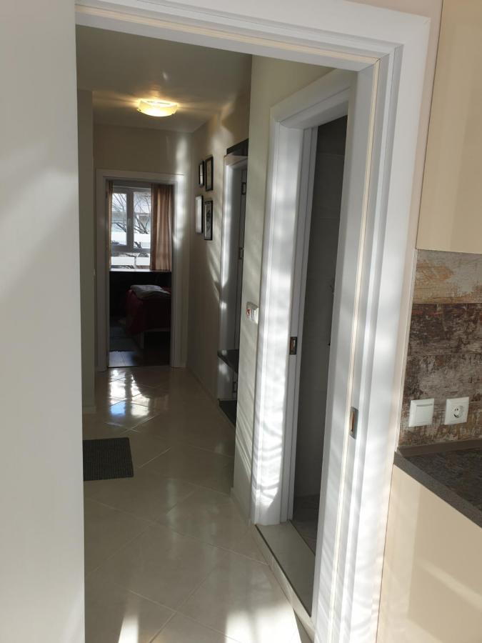 New The Twins Varna Two-Bedroom, Apt 5 At 15 Tsani Ginchev Street, Floor 3 Eksteriør billede