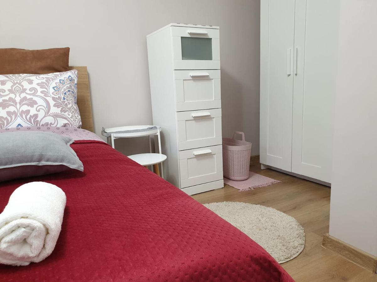 New The Twins Varna Two-Bedroom, Apt 5 At 15 Tsani Ginchev Street, Floor 3 Eksteriør billede