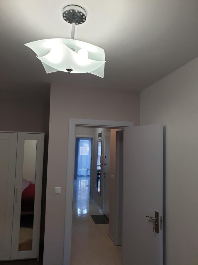 New The Twins Varna Two-Bedroom, Apt 5 At 15 Tsani Ginchev Street, Floor 3 Eksteriør billede