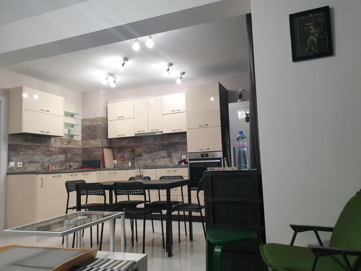 New The Twins Varna Two-Bedroom, Apt 5 At 15 Tsani Ginchev Street, Floor 3 Eksteriør billede